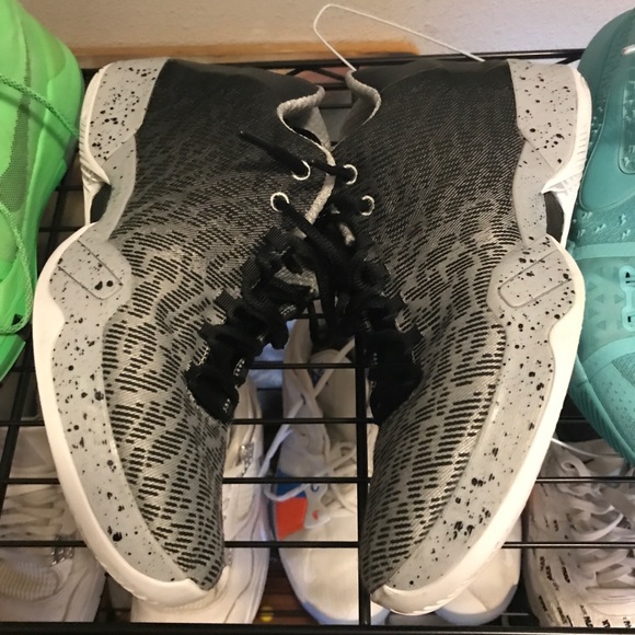 Jordan 28 - Picture 3 of 5